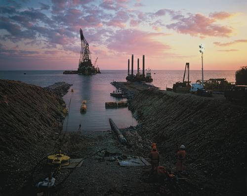 Redis - LGSS history parallax card